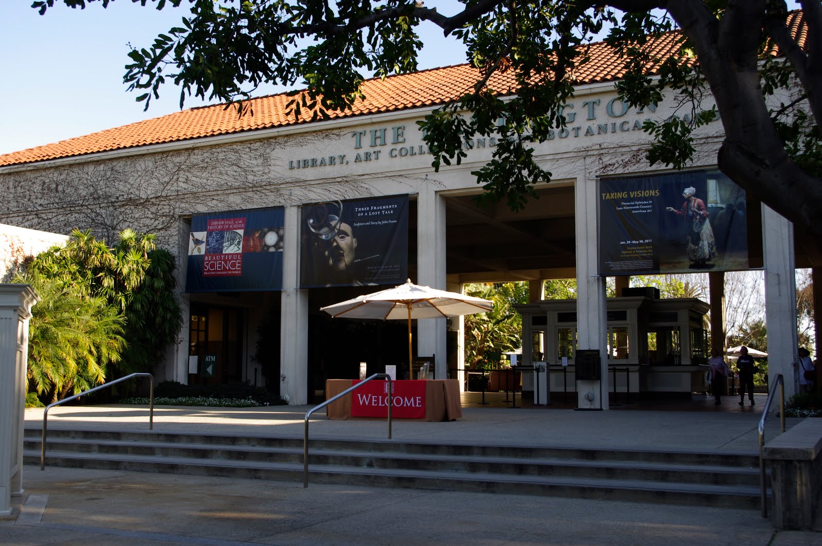 Huntington Library Logo