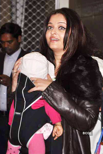 Images Of Aishwarya Rai Bachchan Daughter