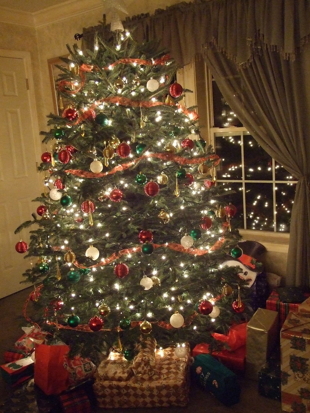 Images Of Christmas Trees