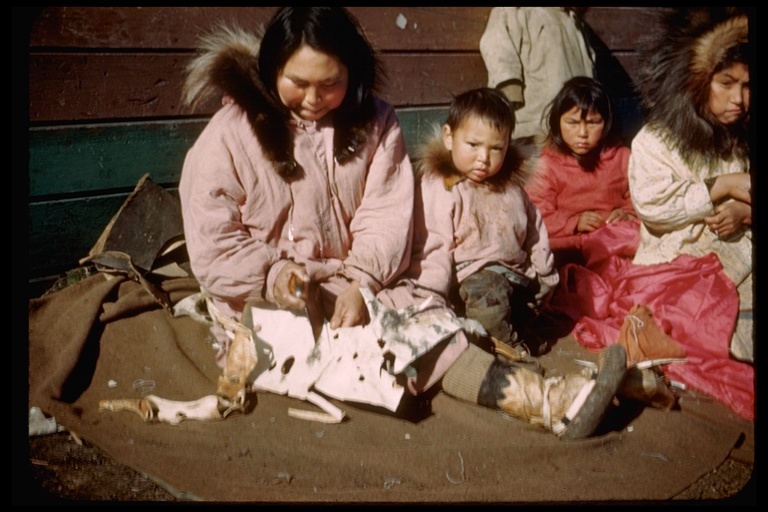 Images Of Eskimo People