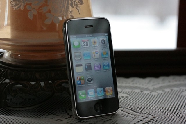 Iphone 3gs Price