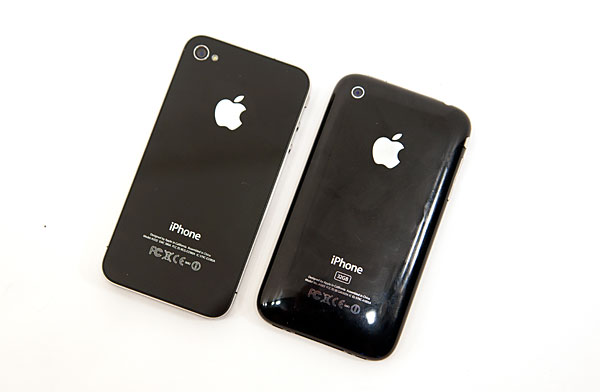 Iphone 3gs Vs Iphone 4