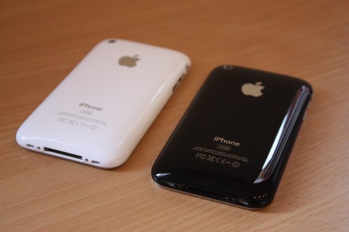 Iphone 3gs White And Black