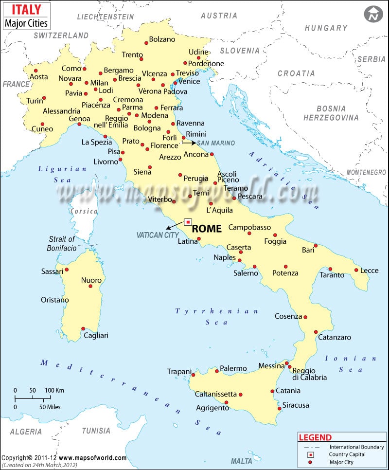 Italy Map Outline