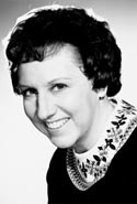 Jean Stapleton Biography