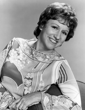 Jean Stapleton Death