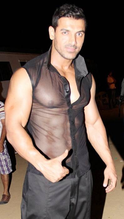 John Abraham Body Dostana