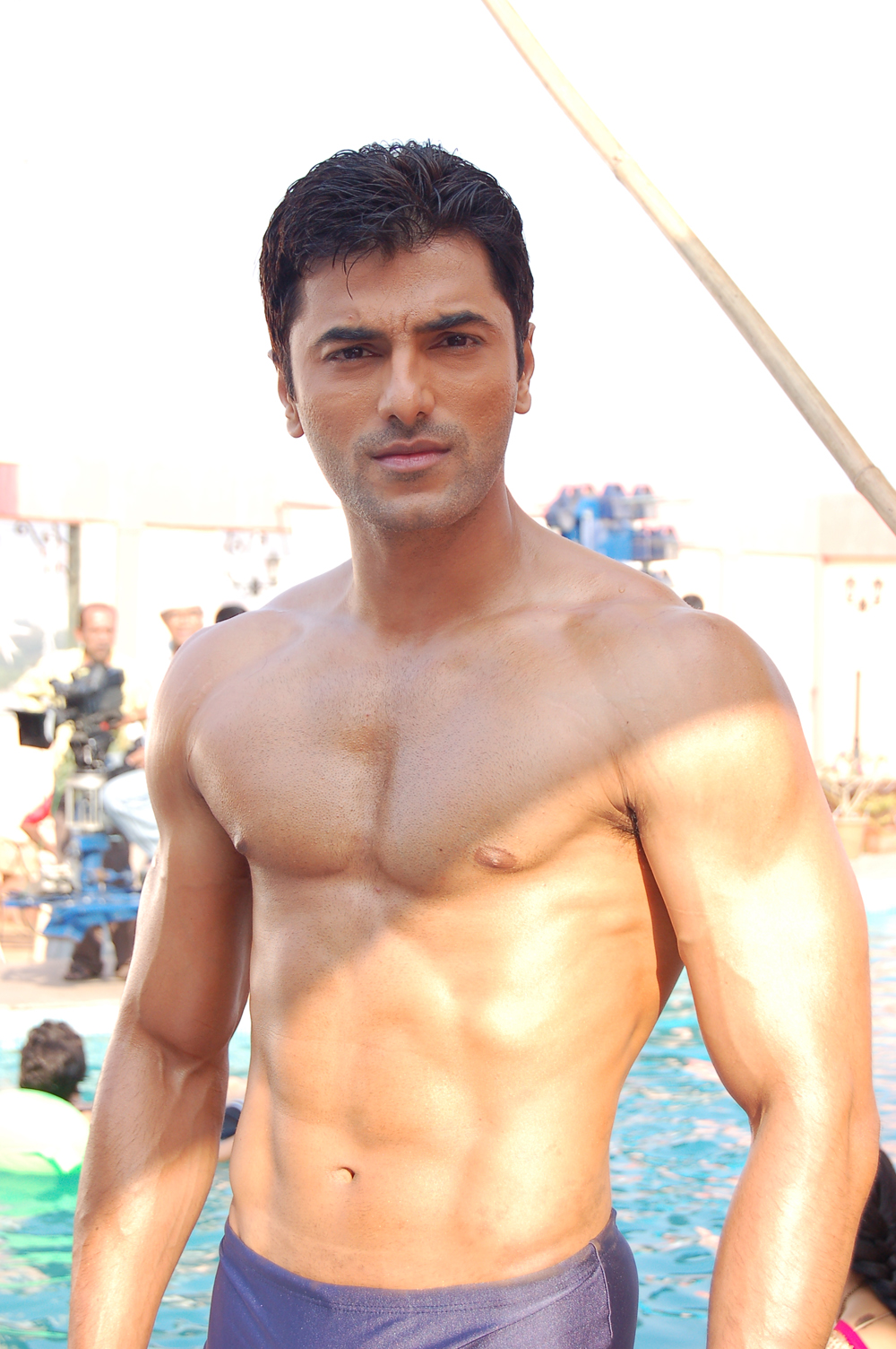 John Abraham Dostana Body