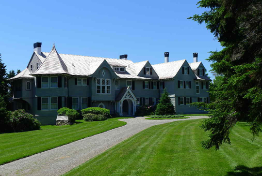 John Travolta House In Maine