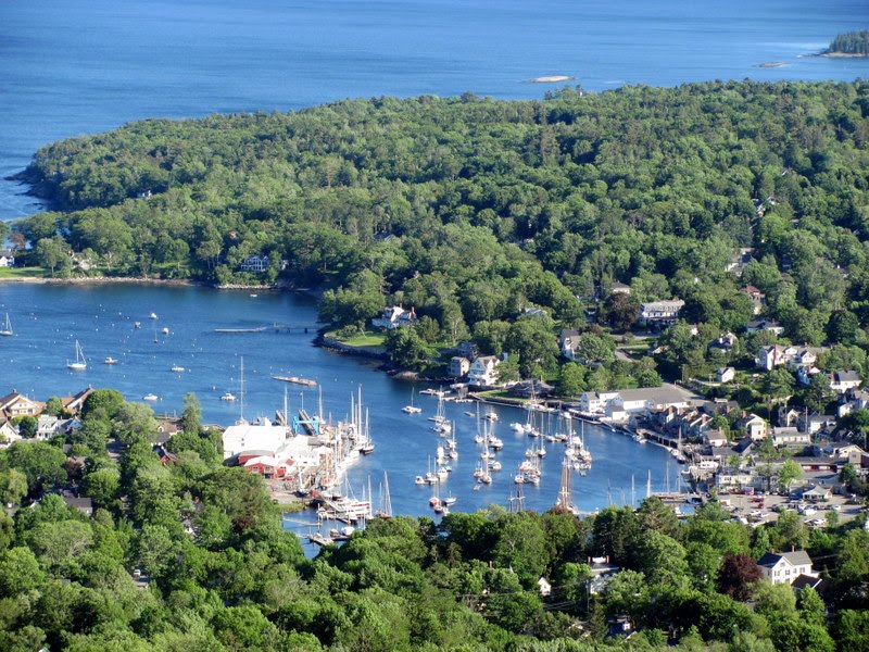 John Travolta House In Maine