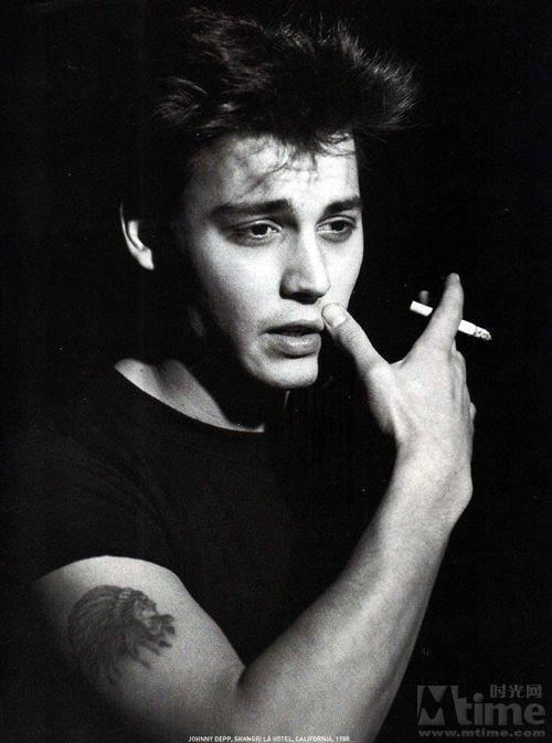 Johnny Depp Young Black And White