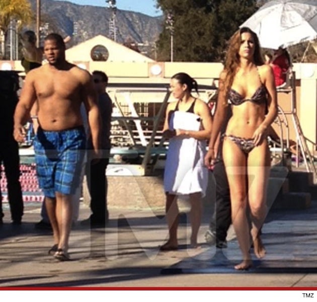 Katherine Webb Swimsuit Pics