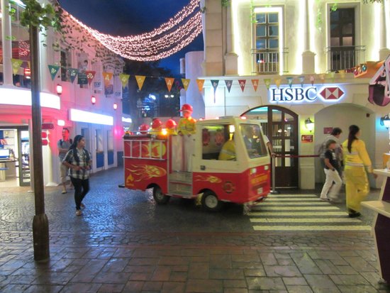 Kidzania Dubai Mall Pictures