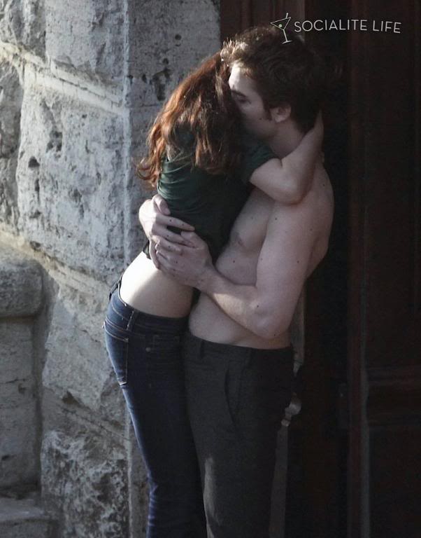 Kristen Stewart Hot Kiss