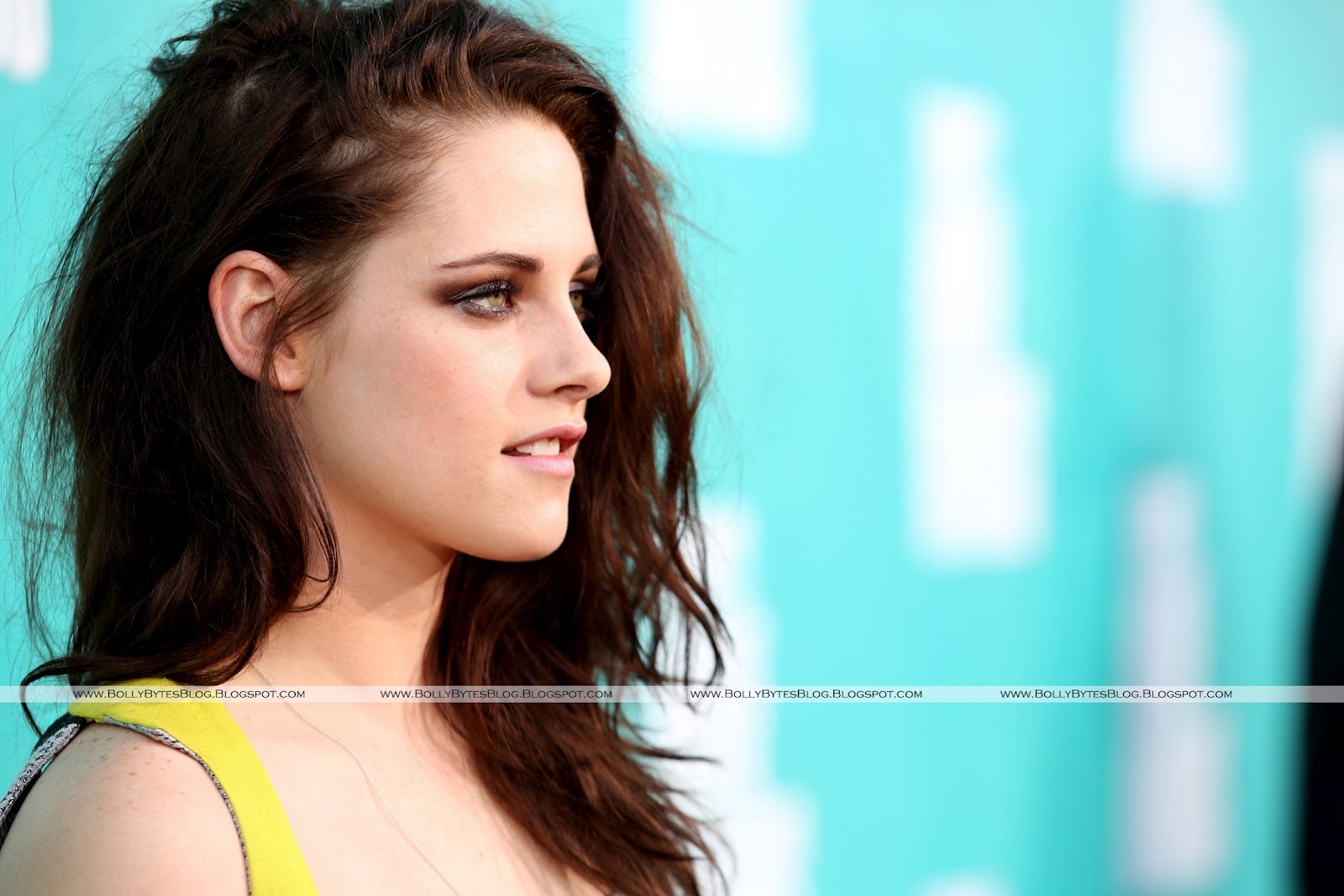 Kristen Stewart Hot Wallpapers Hd