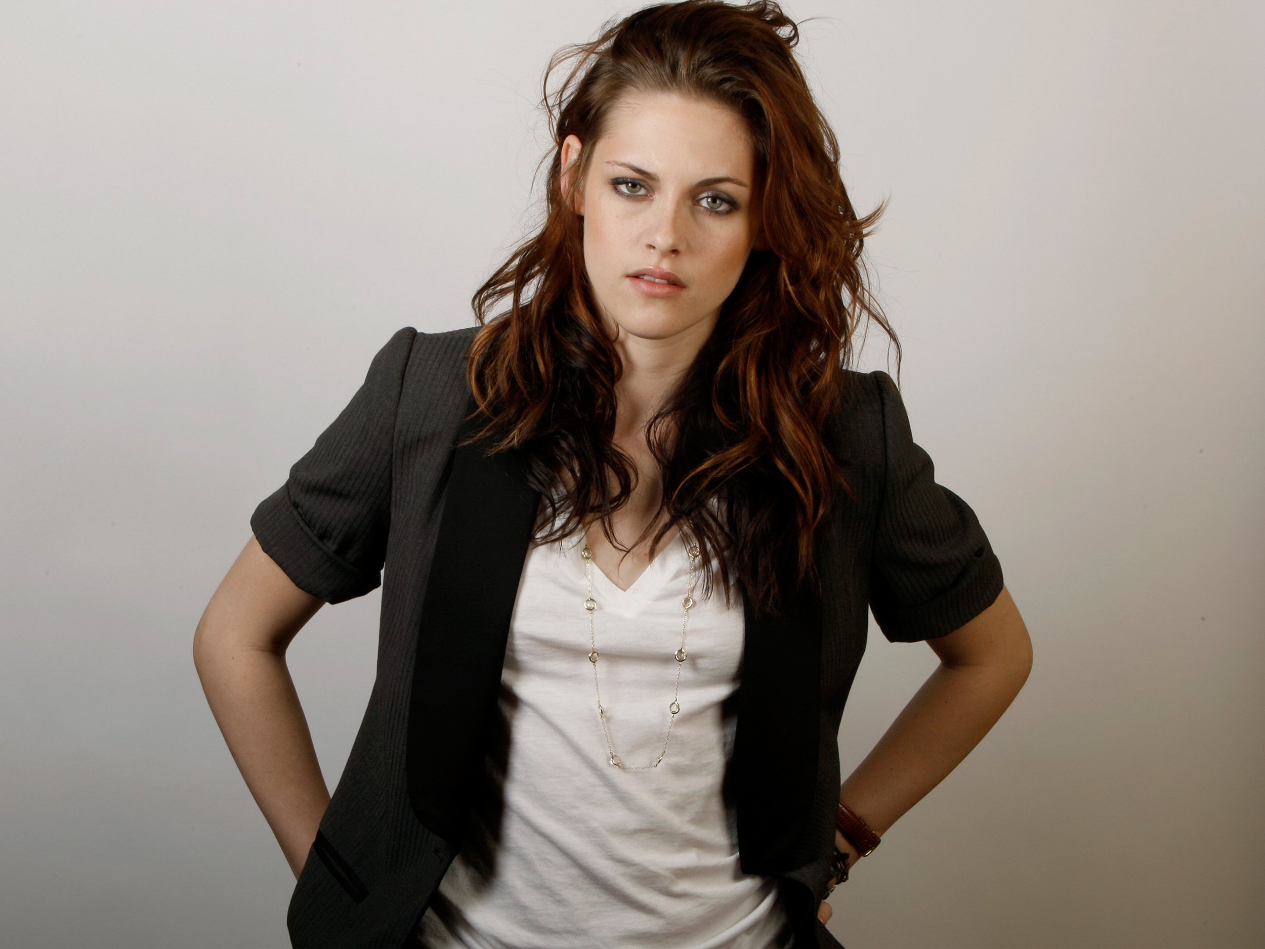 Kristen Stewart Hot Wallpapers Hd