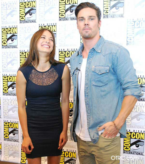 Kristin Kreuk And Jay Ryan