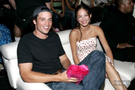 Kristin Kreuk And Tom Welling