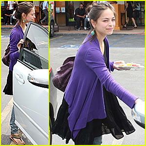 Kristin Kreuk Boyfriend