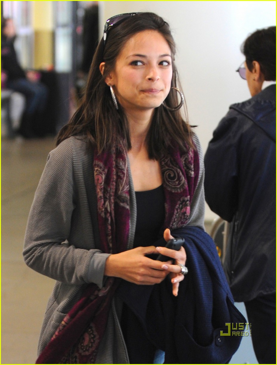 Kristin Kreuk Short Hair