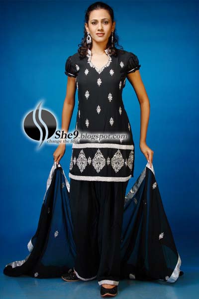 Latest Fashion Dresses For Girls In India