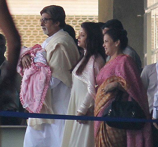 Latest Images Of Aishwarya Rai Baby