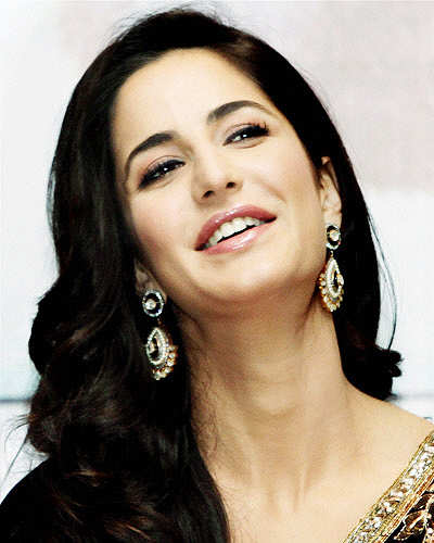 Latest Images Of Katrina Kaif In Jab Tak Hai Jaan