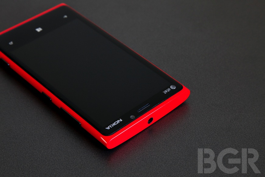 Lumia 920 Vs Iphone 5