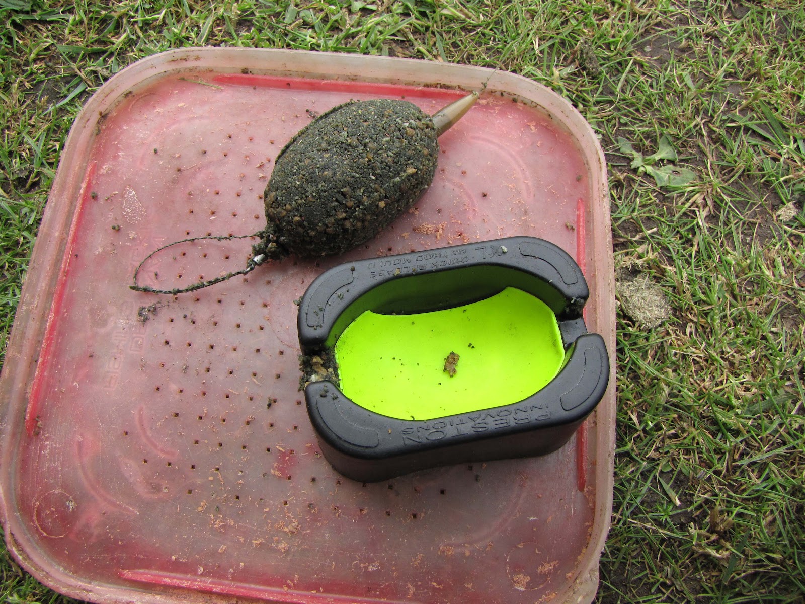 Method Feeder Fishing For Bream