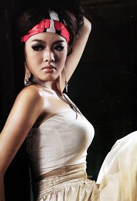 Myanmar Model Photo New