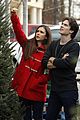 Nian Christmas Tree Shopping