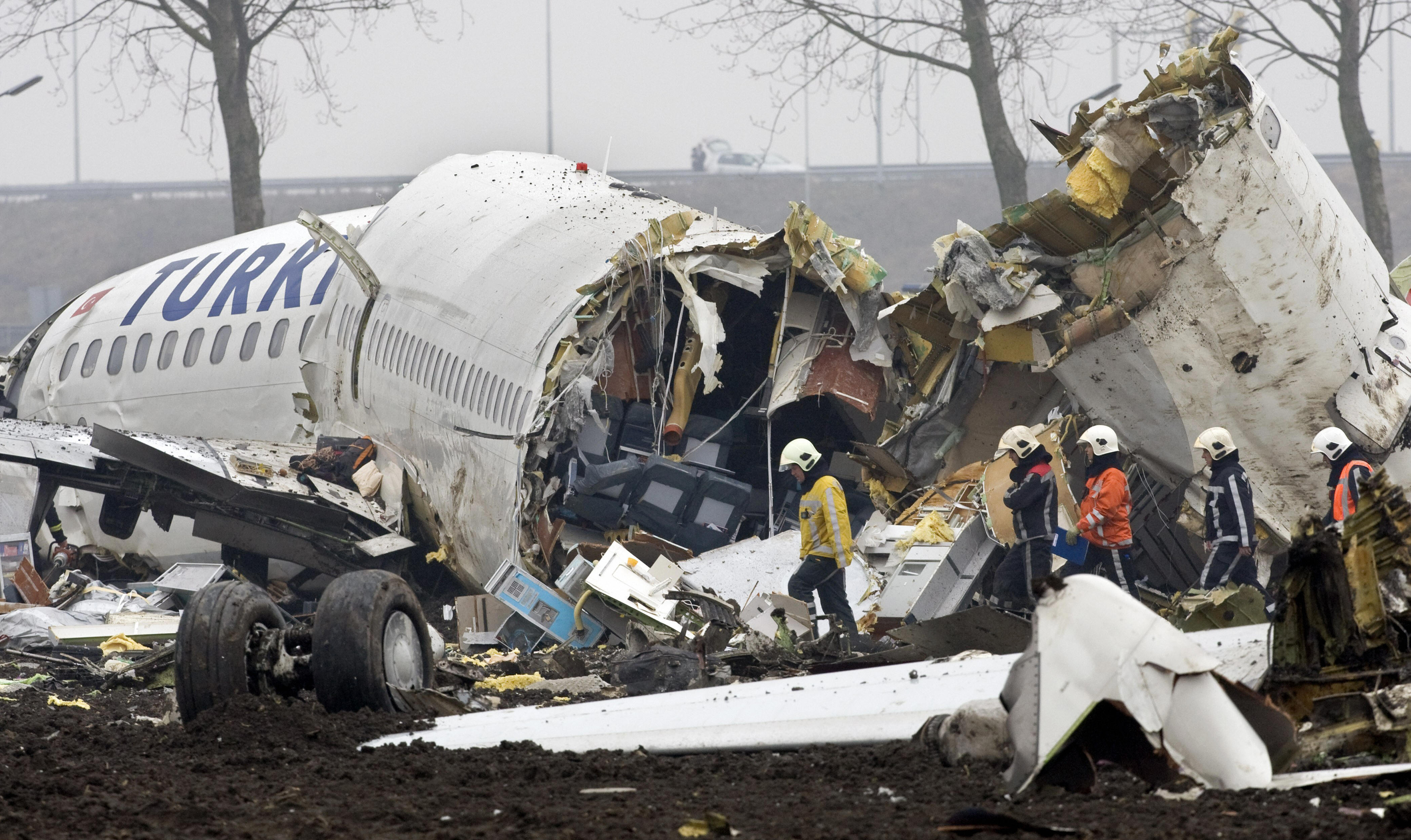 Plane Crash Bodies Photos