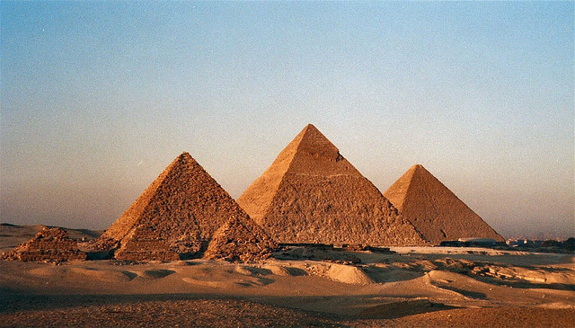 Pyramids Of Giza Facts History