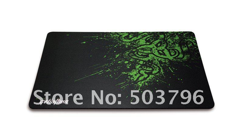 Razer Goliathus Gaming Mouse Mat   Fragged Speed Edition   Standard M