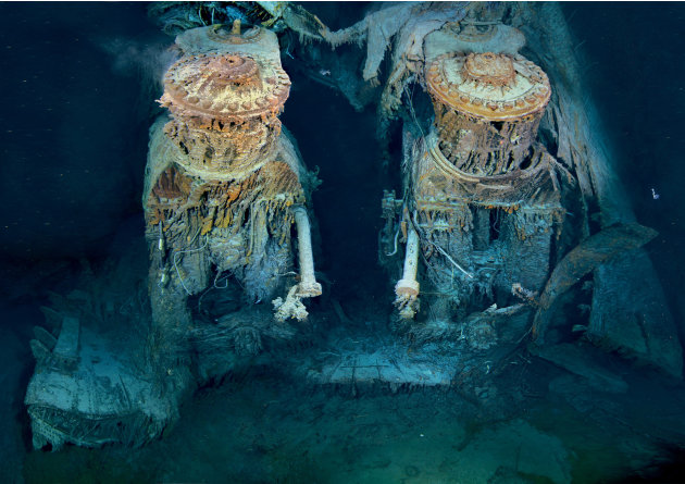 Real Titanic Pictures Underwater