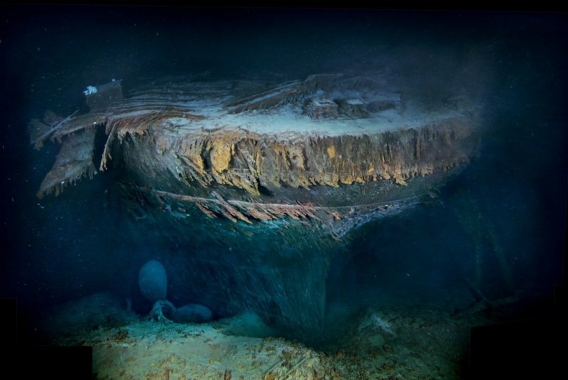 Real Titanic Pictures Underwater