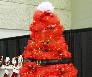 Recycled Christmas Tree Decorations Ideas