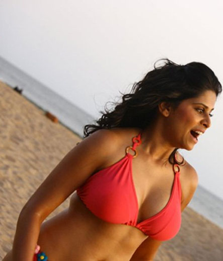 Sai Tamhankar Hot Bikini In No Entry