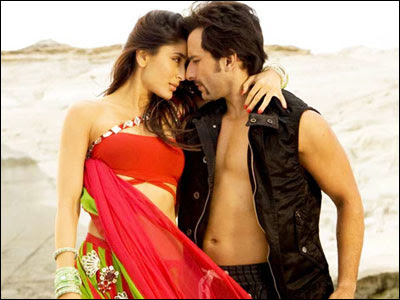 Saif Ali Khan And Kareena Kapoor Hot Scene In Agent Vinod