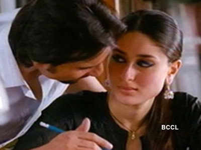 Saif Ali Khan And Kareena Kapoor Kissing