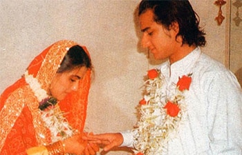 Saif Ali Khan And Kareena Kapoor Marriage Photos