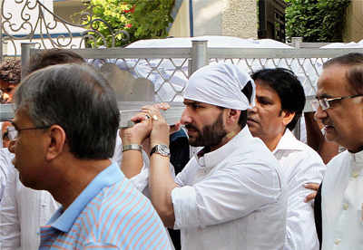 Saif Ali Khan Body Pics