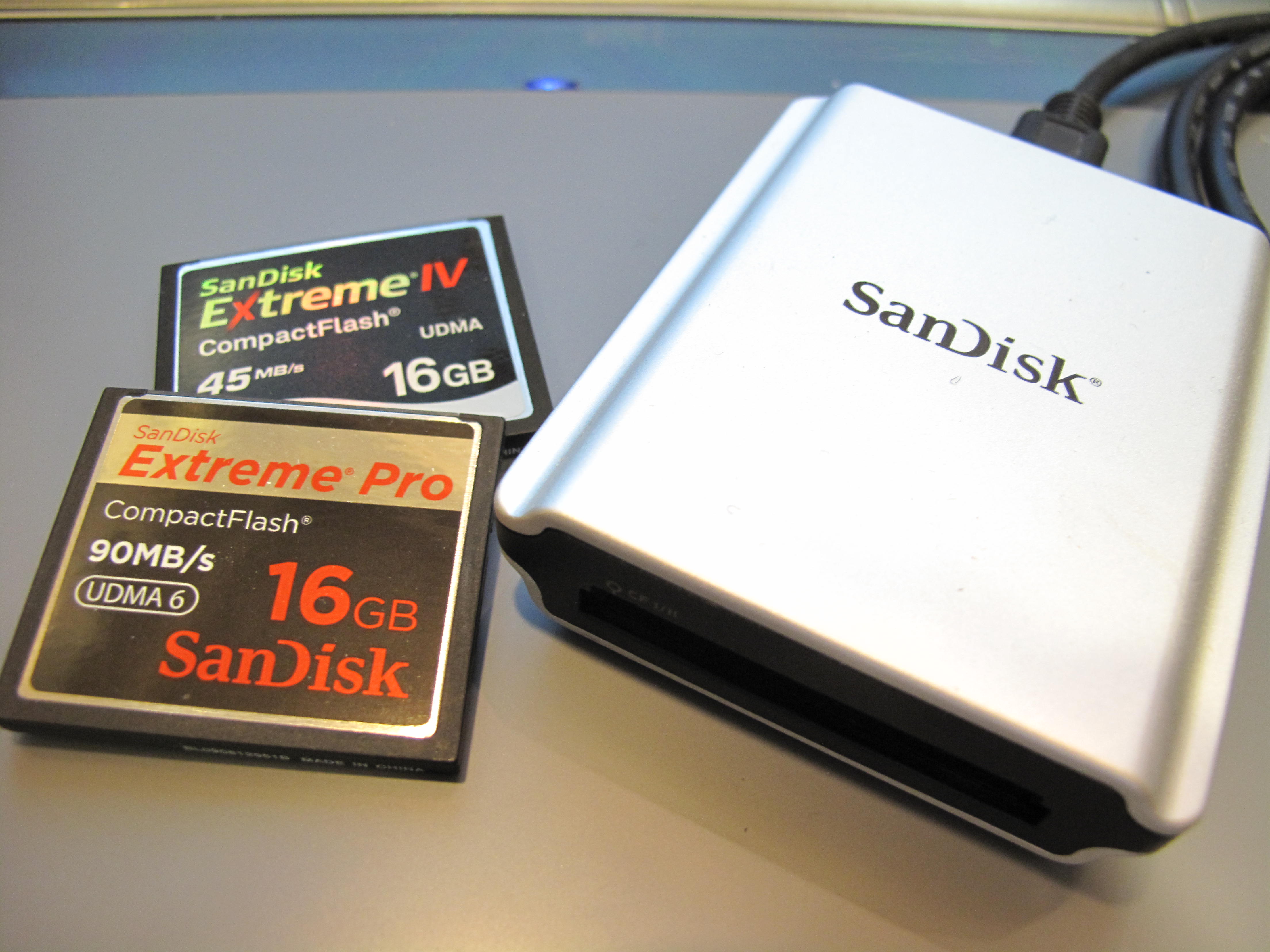 Sandisk Compact Flash Reader