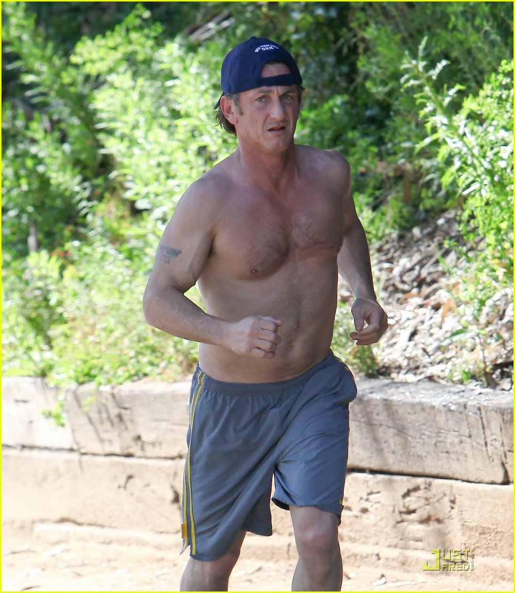 Sean Penn Body