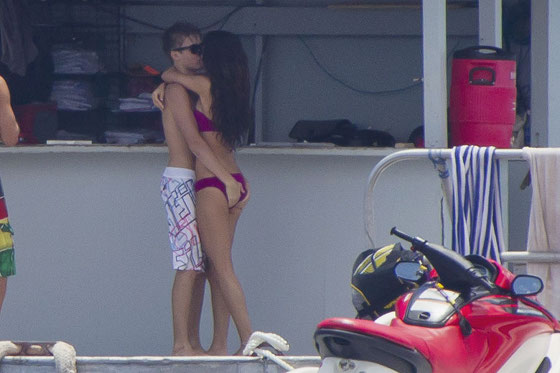 Selena Gomez Hot Kiss