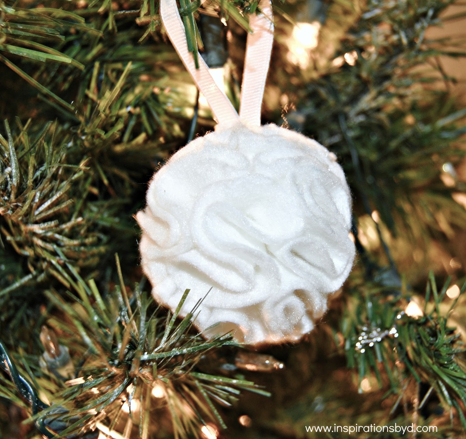 Simple Christmas Tree Decorations To Make