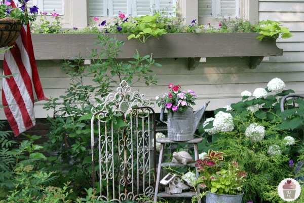 Small Front Porch Landscaping