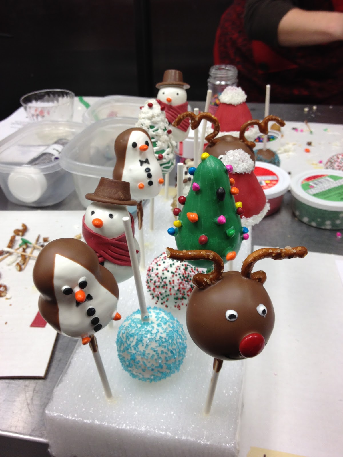 Snowman Cake Pops Recipe