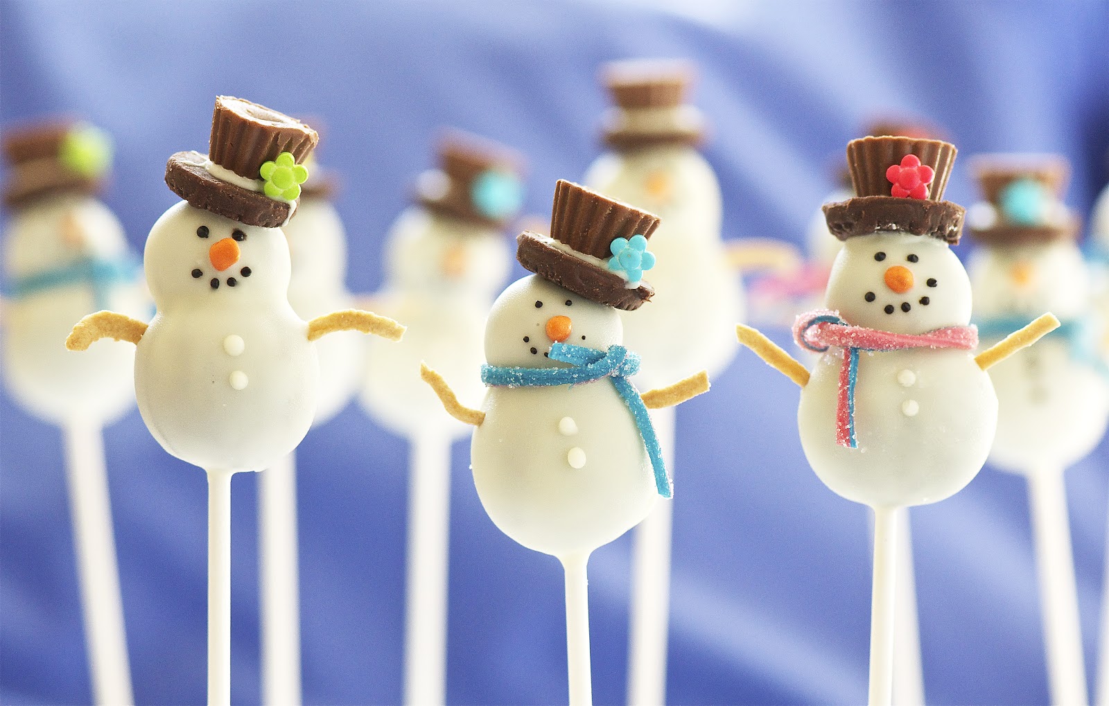 Snowman Cake Pops Recipe