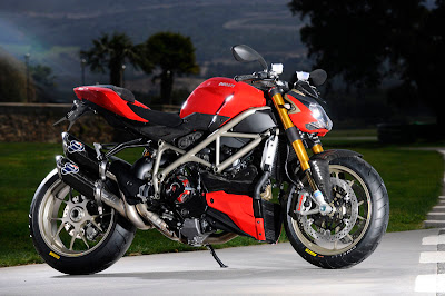 Sports Bikes Photos Gallery